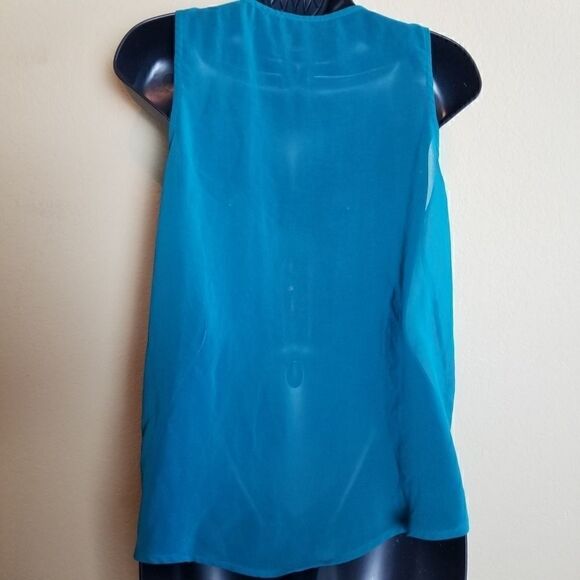 Iris Basic Sheer Turquoise Tank - Picture 4 of 6